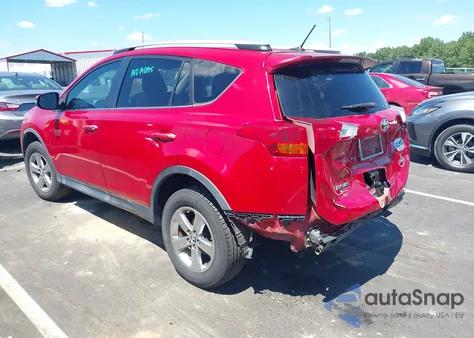 2015 Toyota Rav4 Xle z USA, uszkodzony, nr VIN 2T3WFREV3FW147581